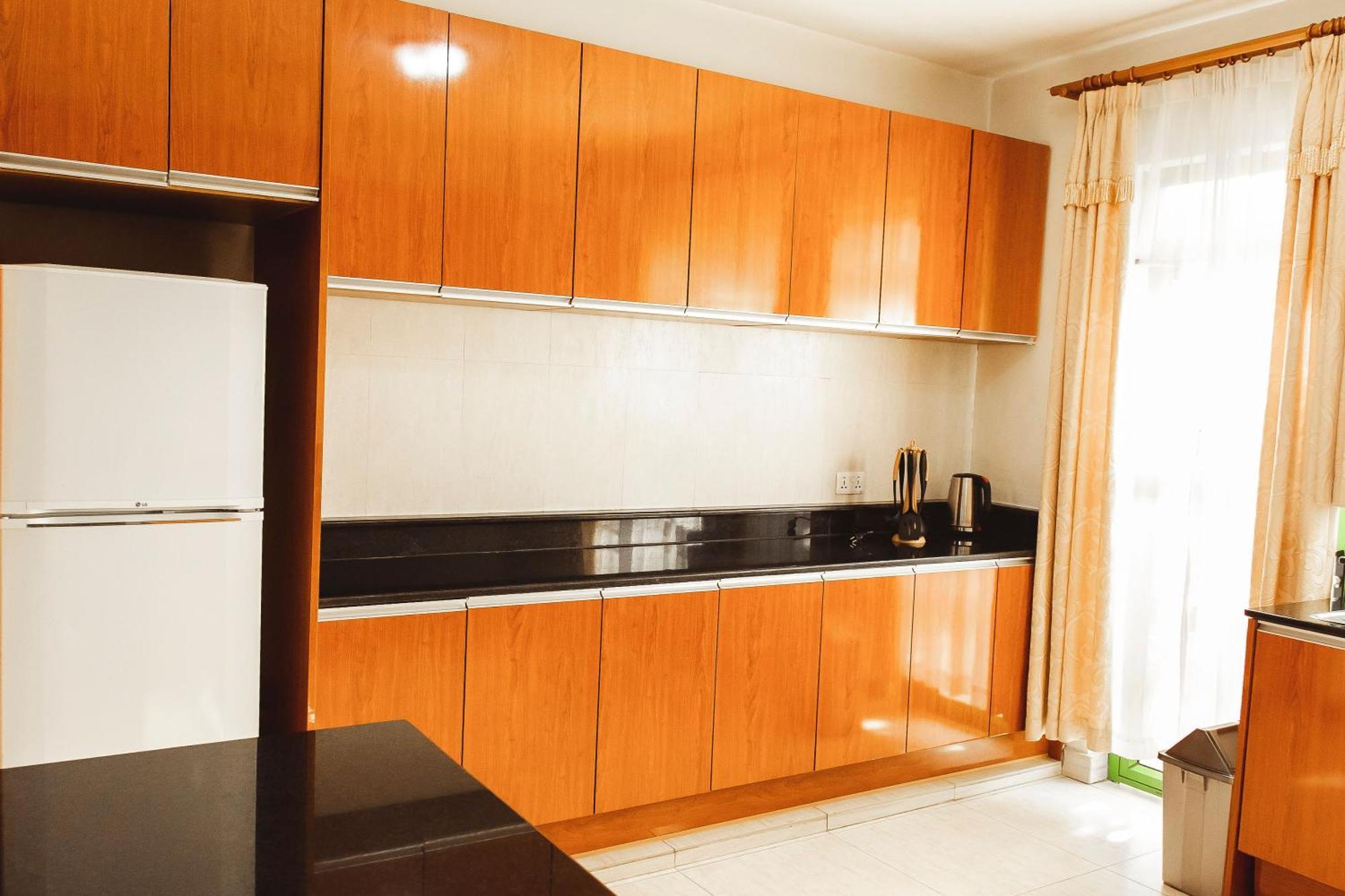 Highlands Suites Hotel And Apartments Kigali Buitenkant foto